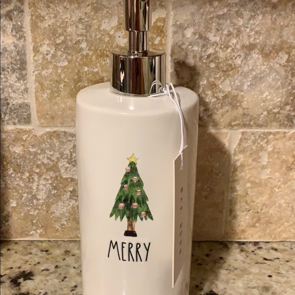 Rae Dunn Soap Dispenser - Picture 6 of 6